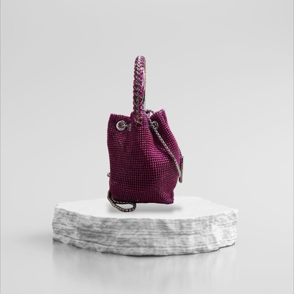 Crystal Bon Bon - Picture 8 of 13